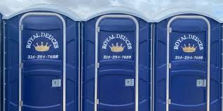 Best VIP or Luxury Restroom Trailers  in Linden, AL